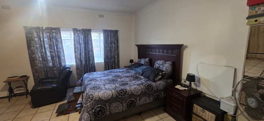 4 Bedroom Property for Sale in Rhodesdene Northern Cape